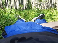 Teen masturbates dick in the woods