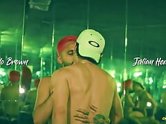 Camilo Brown Fucking Hot Twink Julian Herrera Bareback at the Bar and Swapping the Cum in Sexy Kiss